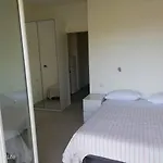 Tranquilla Immersa Nel A 2 Km Dal Mare Διαμέρισμα *