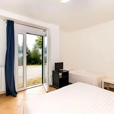Apartman Tigullio *