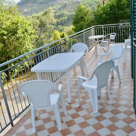 Tigullio Apartment