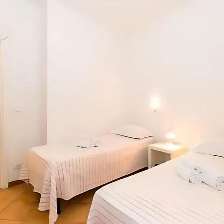 Tranquilla Immersa Nel A 2 Km Dal Mare * Chiavari