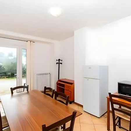 Tigullio Apartment