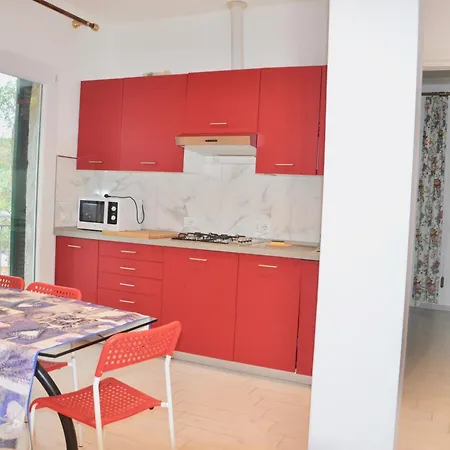 Tranquilla Immersa Nel A 2 Km Dal Mare * キアーヴァリ